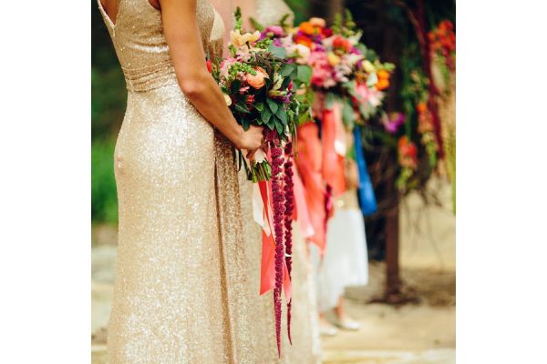 visual-lyrics-wedding-bouquet-2016-04DB7F8F24-314F-D313-28C9-97ECF3D50A5A.jpg